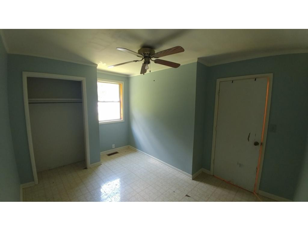 1096 Paperville Road Bristol, TN 37620 - Photo 5 of 7 Photo 5
