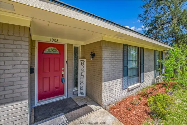 $312,000 | 1905 Carter Creek Parkway, Bryan, TX 77802