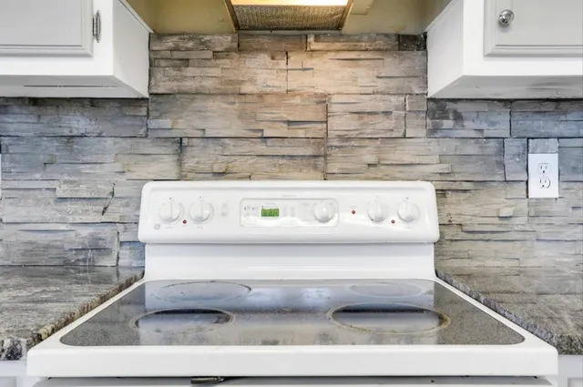 $439,900 | 4590 Wheeler Creek Drive, Hoschton, GA 30548