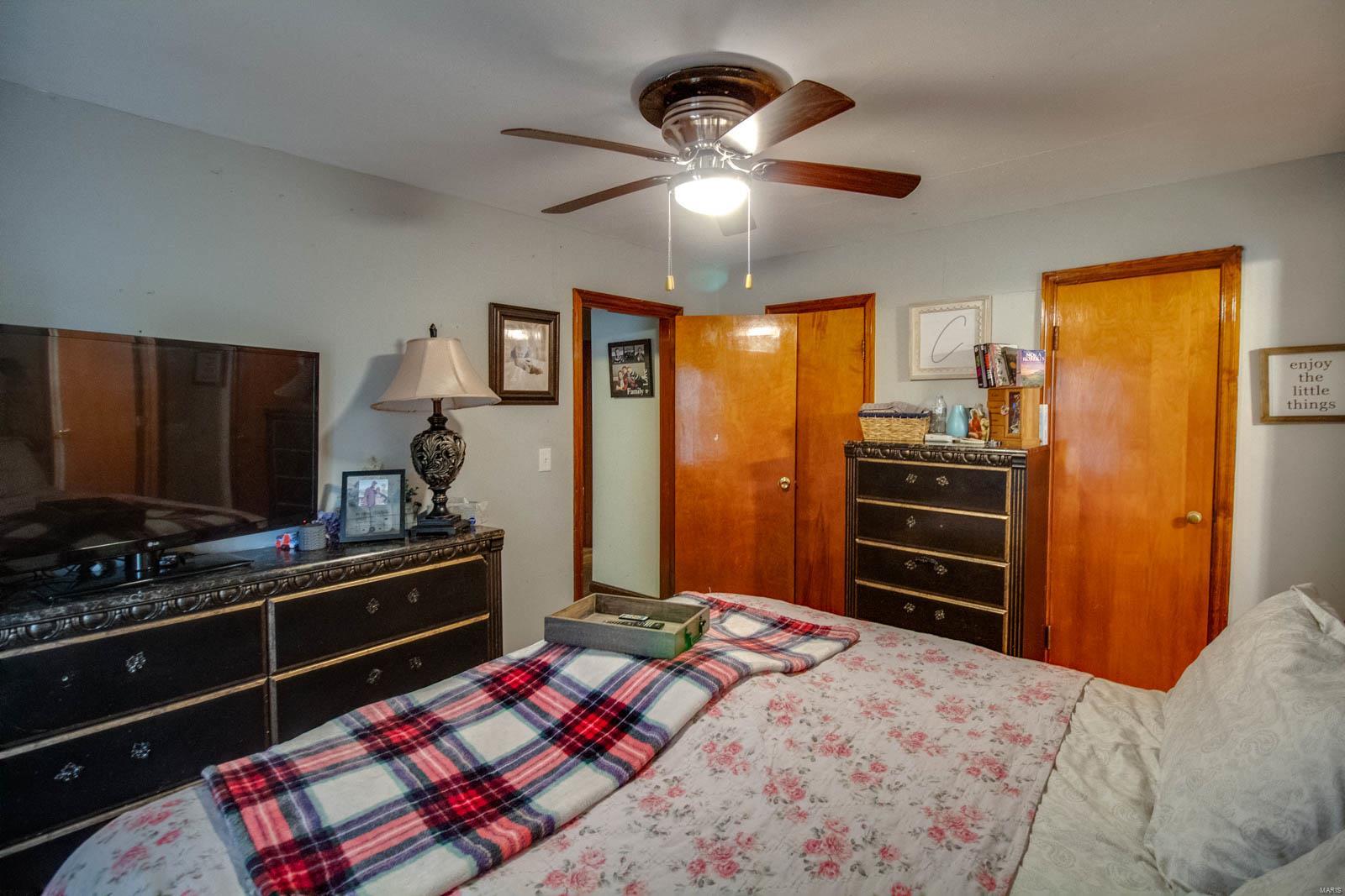 4731 Seiler Road Dorsey, IL 62021 - Photo 20 of 34