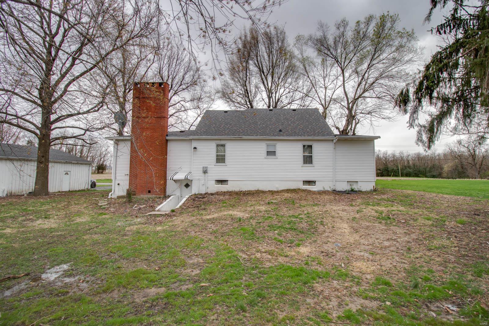 4731 Seiler Road Dorsey, IL 62021 - Photo 26 of 34