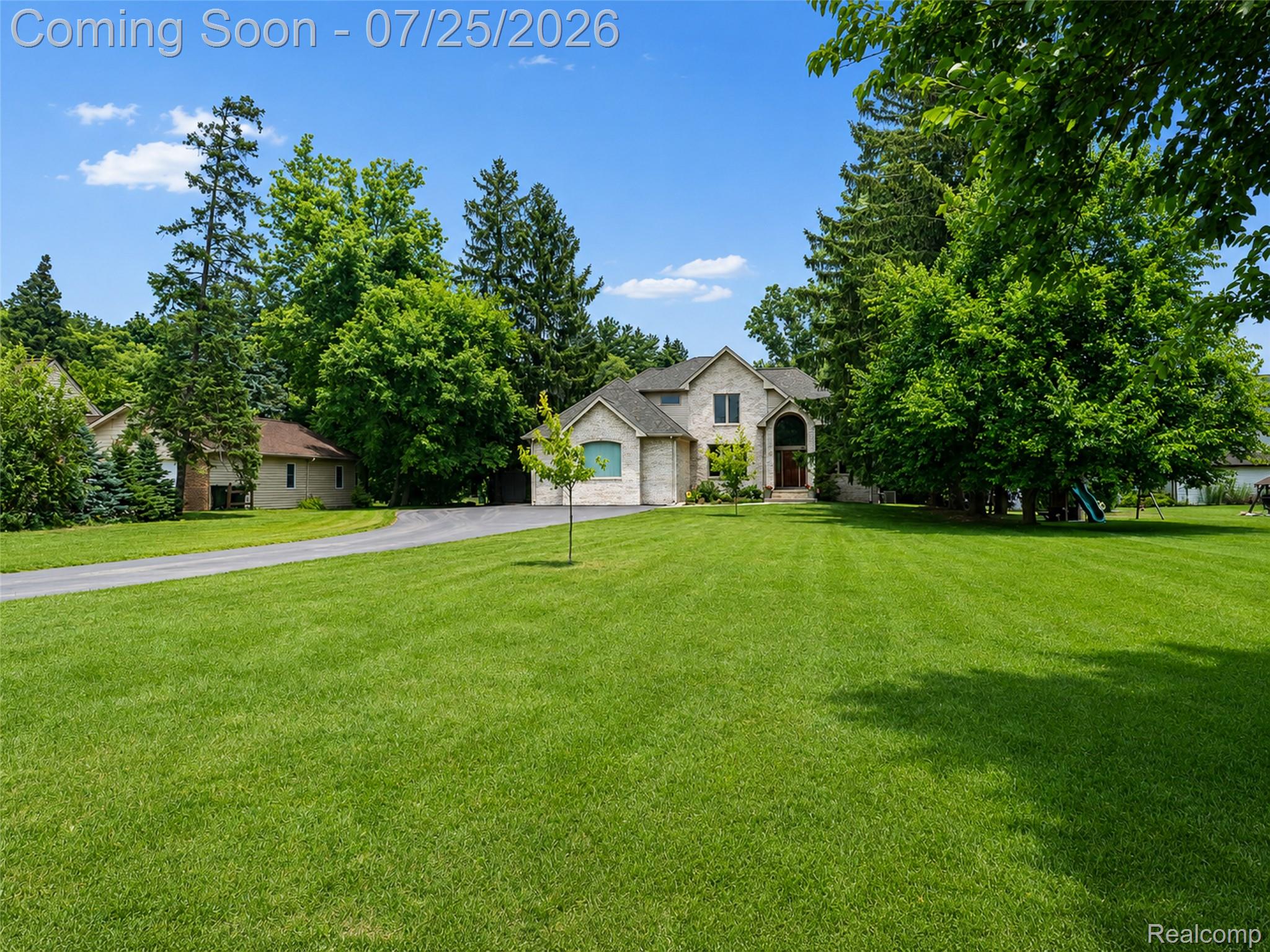 3757 Bendelow Road Rochester, MI 48307 - Photo 6 of 56 BendelowRd_3757-1-ai.jpg