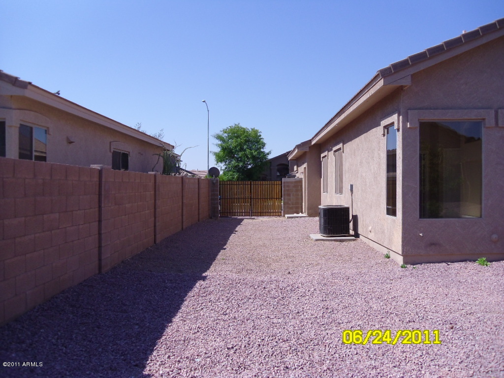 11038 East Decatur Street Mesa, AZ 85207 - Photo 20 of 22 R/V PARKING