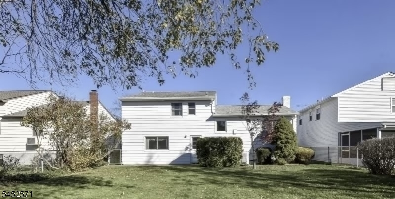 2462 Woodside Road Union, NJ 07083 - Photo 4 of 4 Gallery Image 4