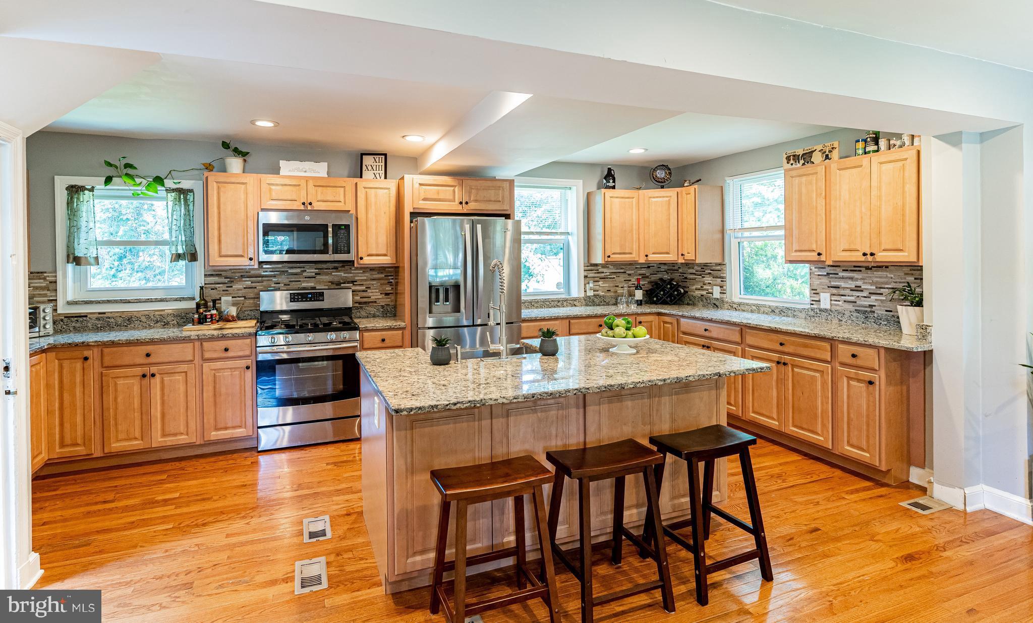 1709 Florin Street Silver Spring, MD 20902 - Photo 6 of 20 Fabulous Gourmet Kitchen (2017)