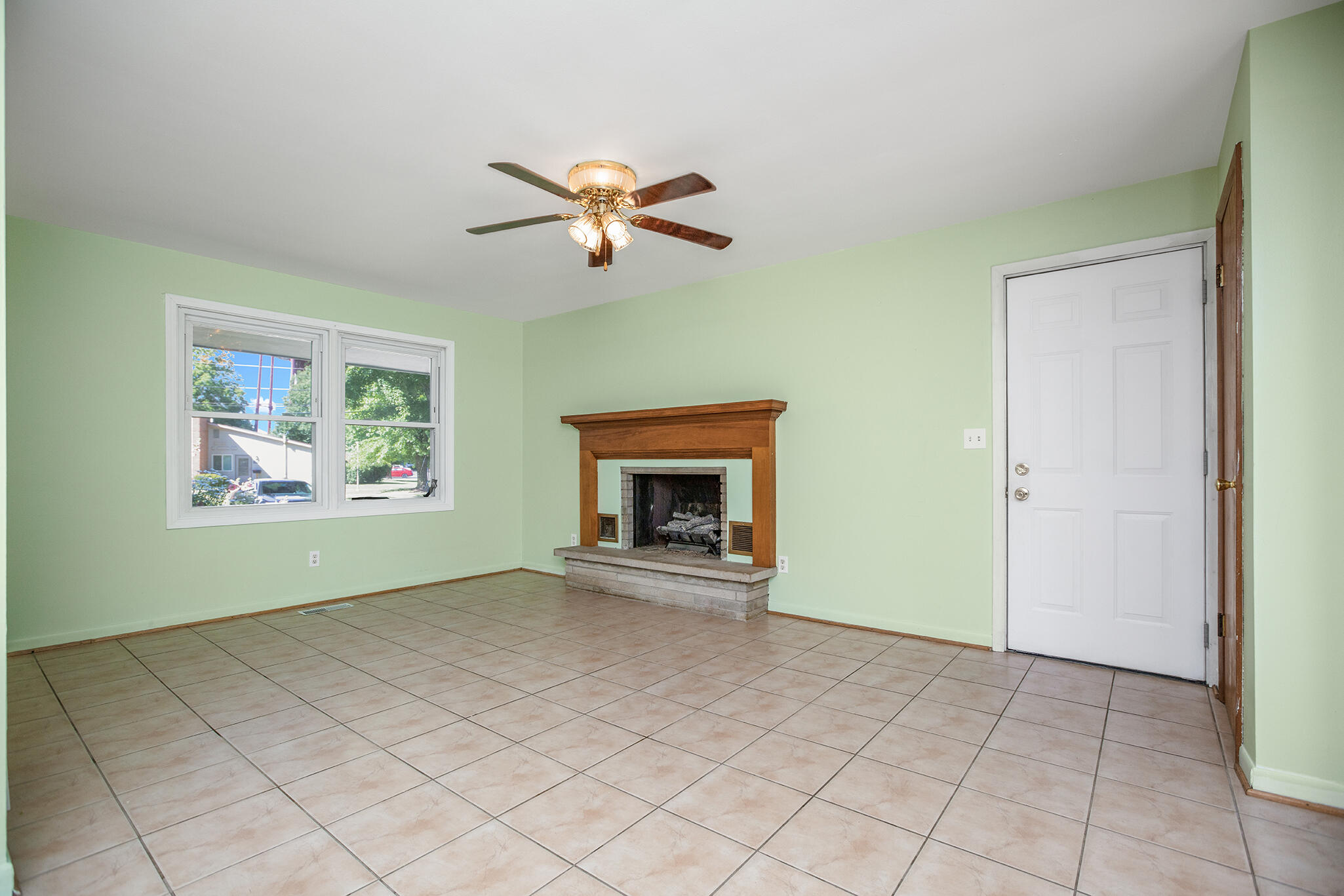 706 Rynearson Street Buchanan, MI 49107 - Photo 11 of 21 0D6A0106