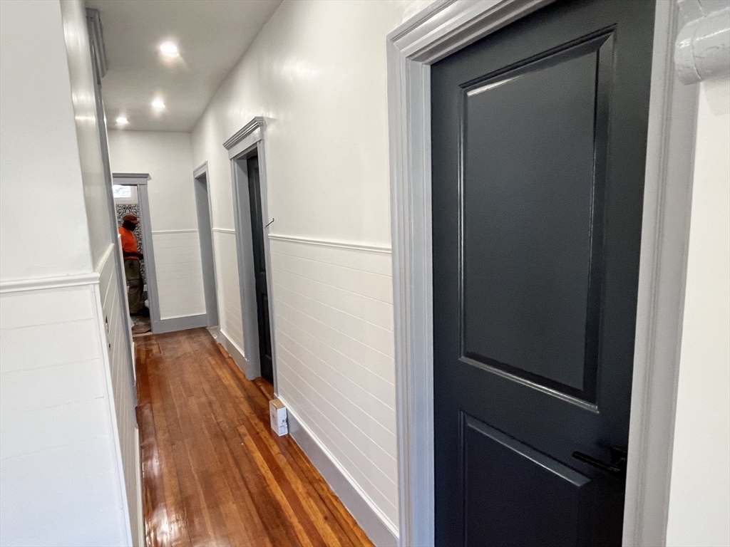 142 Calumet Street Boston, MA 02120 - Photo 36 of 42