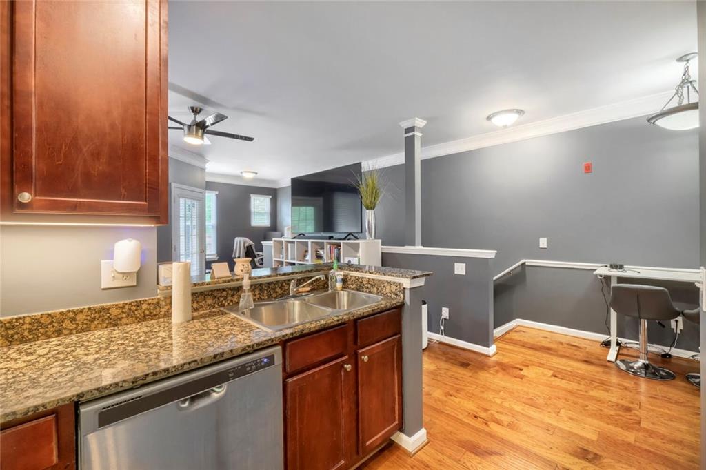1752 Pryor Road Southwest, Unit 311 Atlanta, GA 30315 - Photo 11 of 21