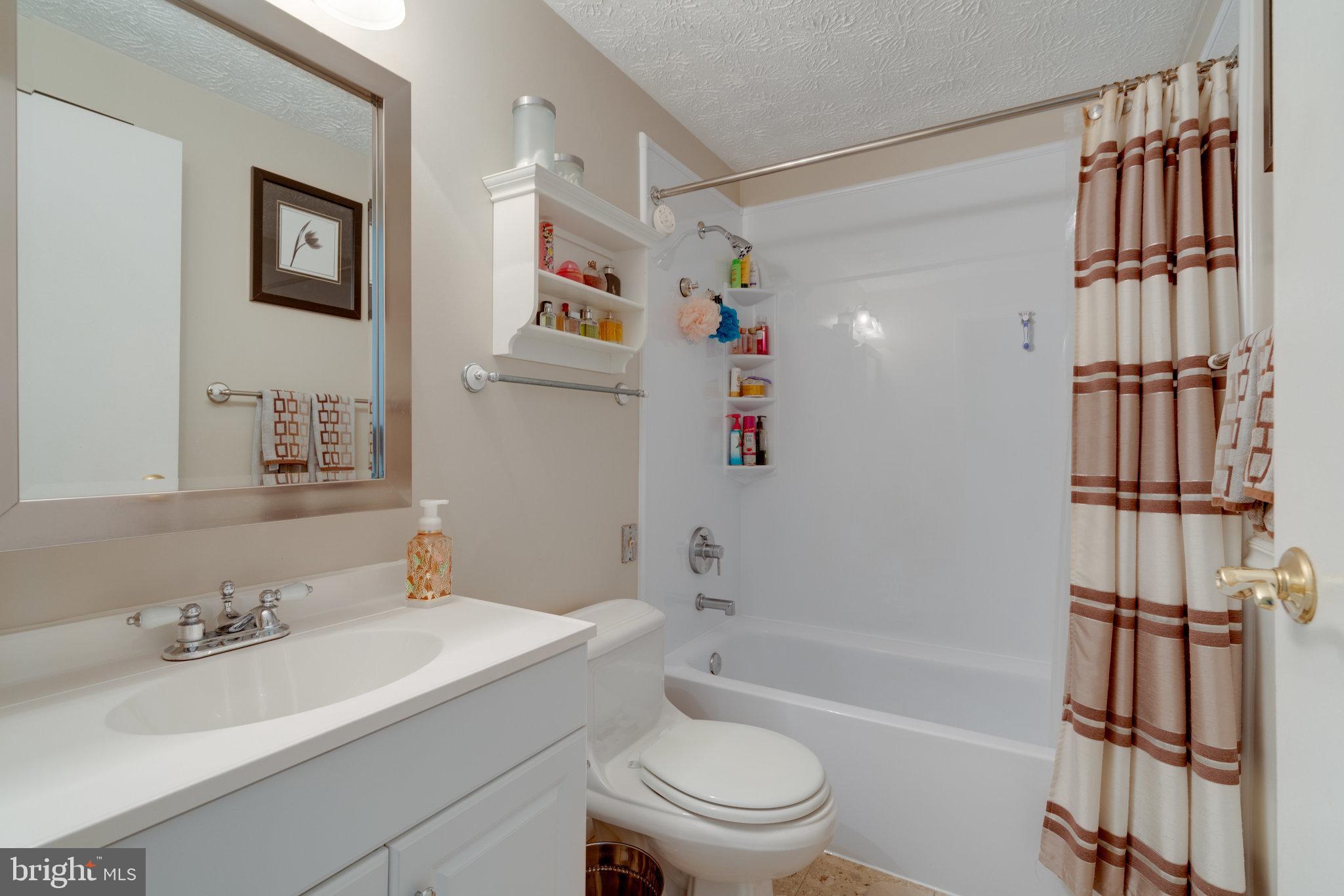 8305 Bark Tree Court Springfield, VA 22153 - Photo 11 of 14 Hallway Bath