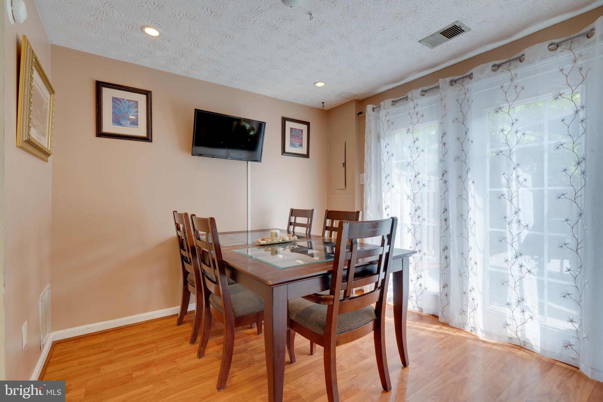 8305 Bark Tree Court Springfield, VA 22153 - Photo 4 of 14 Dining Area