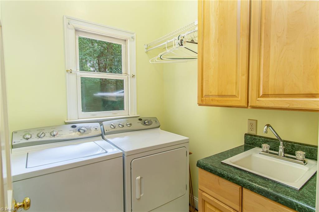 2405 River Run Road Browns Summit, NC 27214 - Photo 13 of 28 Gallery Image 13