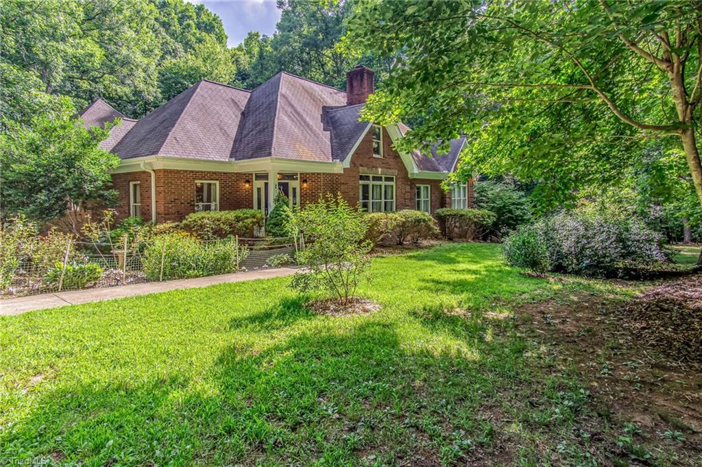 2405 River Run Road Browns Summit, NC 27214 - Photo 3 of 28 Gallery Image 3