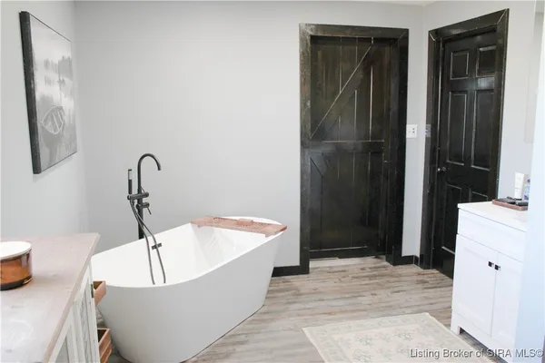 $575,000 | 6155 West County Road 375 North, North Vernon, IN 47265