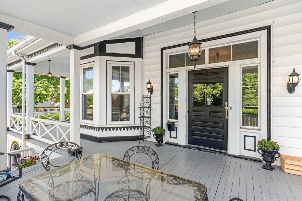259 Puritan Road Swampscott, MA 01907 - Photo 3 of 42 Gallery Image 3