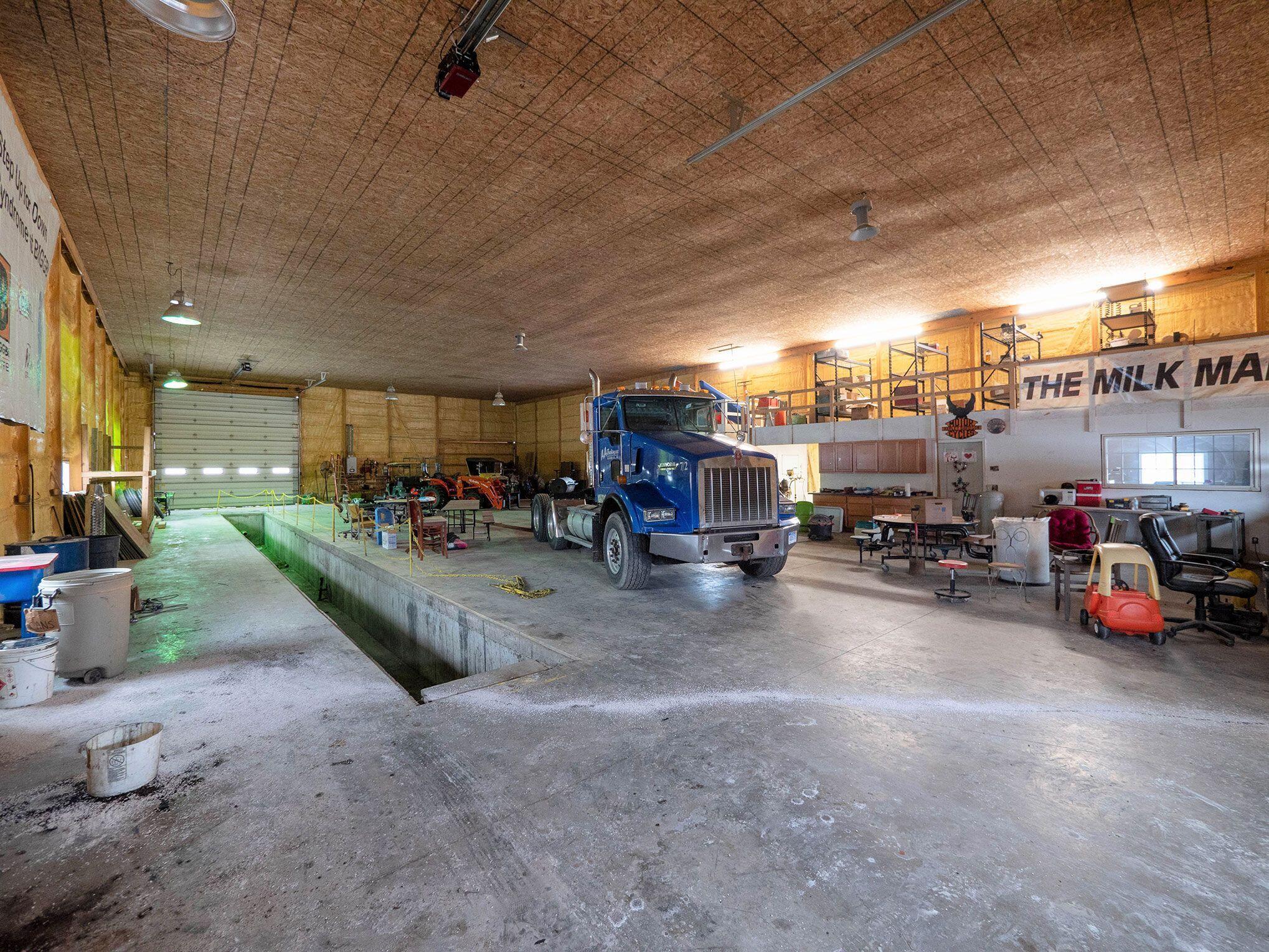 10301 17 Mile Road Marshall, MI 49068 - Photo 32 of 54 32
