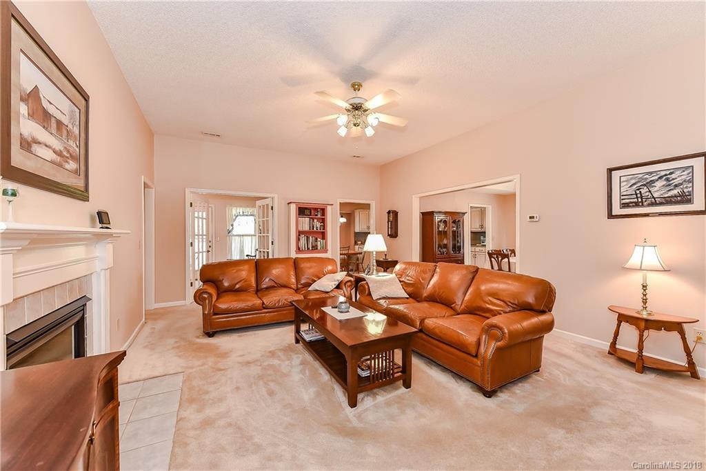 805 Isle Of Palms Court Fort Mill, SC 29708 - Photo 4 of 28