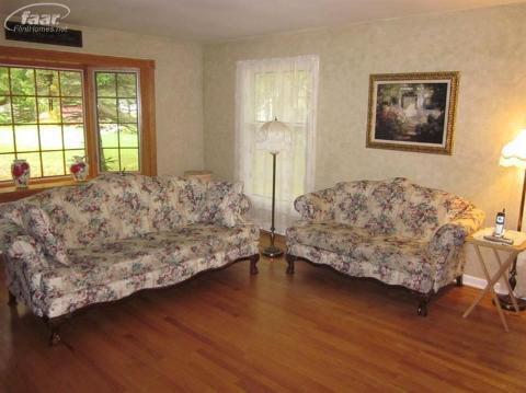 8361 North Seymour Road Flushing, MI 48433 - Photo 4 of 19 20201536-3.JPG