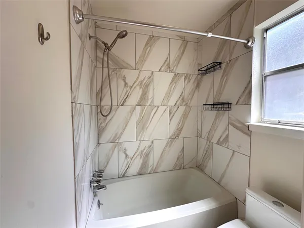 $2,250 | 2711 Wilcrest Drive, Austin, TX 78748