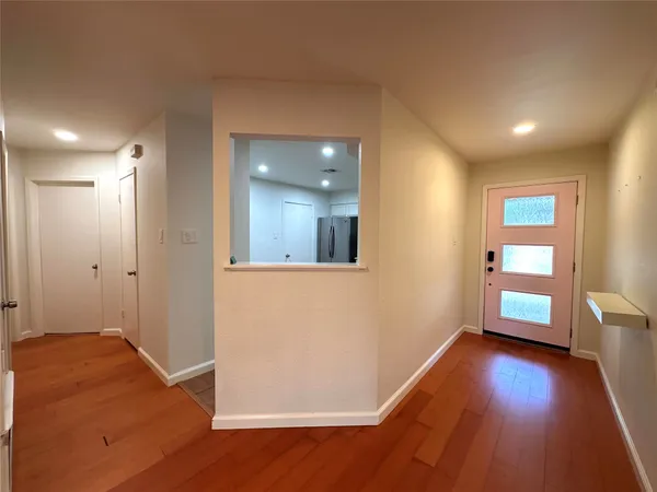 $2,250 | 2711 Wilcrest Drive, Austin, TX 78748