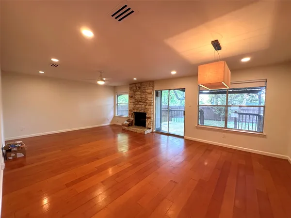 $2,250 | 2711 Wilcrest Drive, Austin, TX 78748