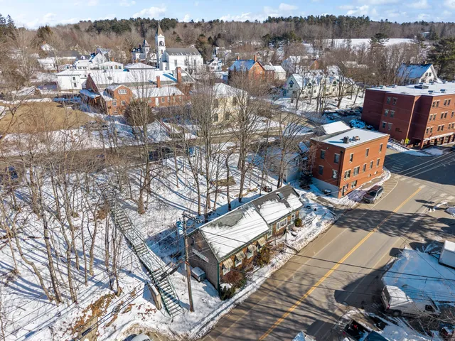 $169,000 | 258 Jefferson Street, Waldoboro, ME 04572