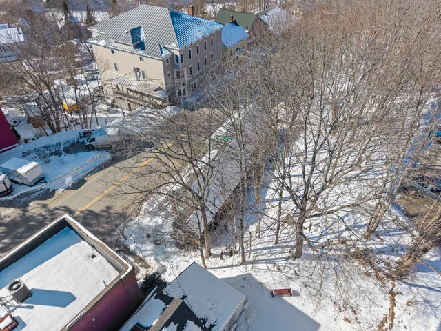 $169,000 | 258 Jefferson Street, Waldoboro, ME 04572