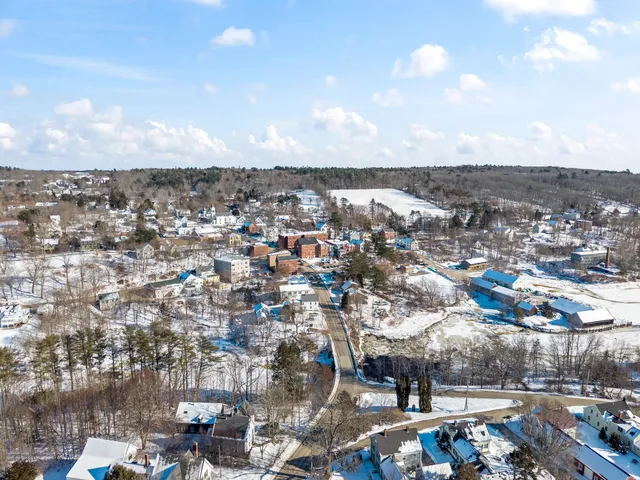 $169,000 | 258 Jefferson Street, Waldoboro, ME 04572