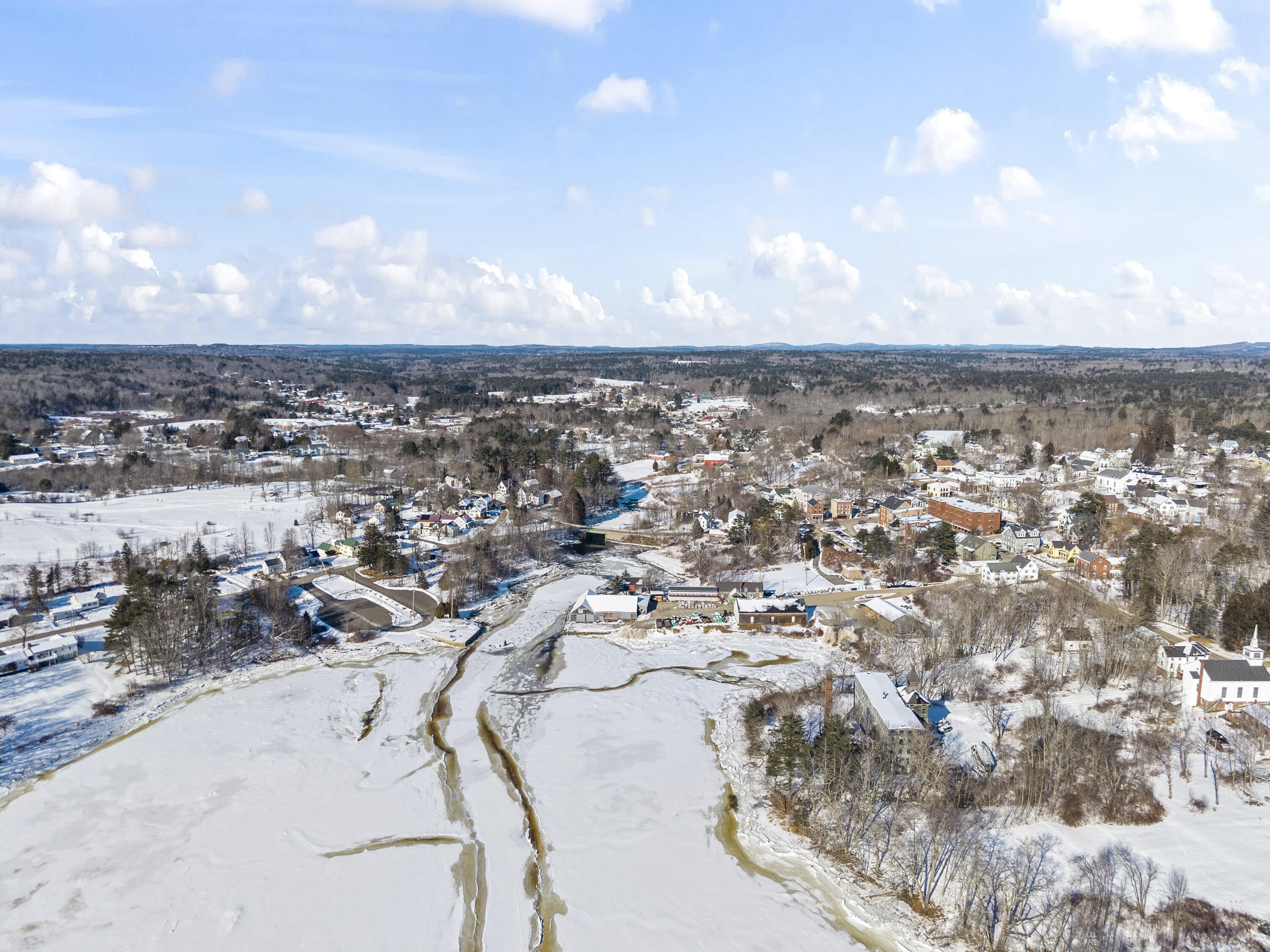 258 Jefferson Street Waldoboro, ME 04572 - Photo 37 of 46 258 Jefferson St_0136