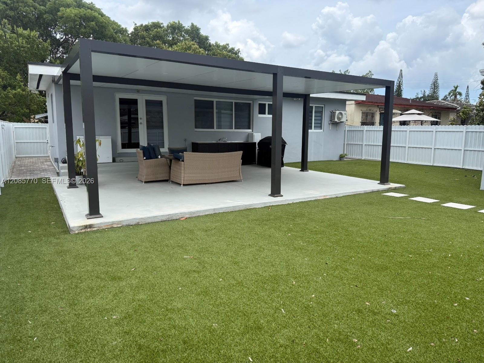 630 Southwest 46th Avenue Miami, FL 33134 - Photo 17 of 17 Gallery Image 17