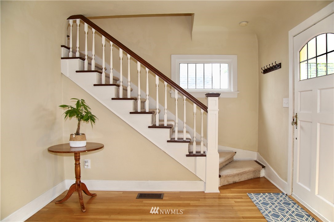 1108 Rockefeller Avenue Everett, WA 98201 - Photo 7 of 31 Gallery Image 7
