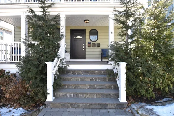 $2,645 | 145-147 Spruce Street, Unit 1472, Watertown, MA 02472