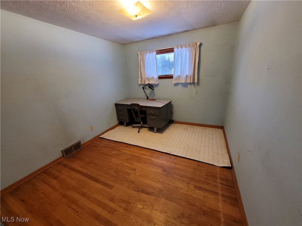 14855 Drake Road Strongsville, OH 44136 - Photo 11 of 15