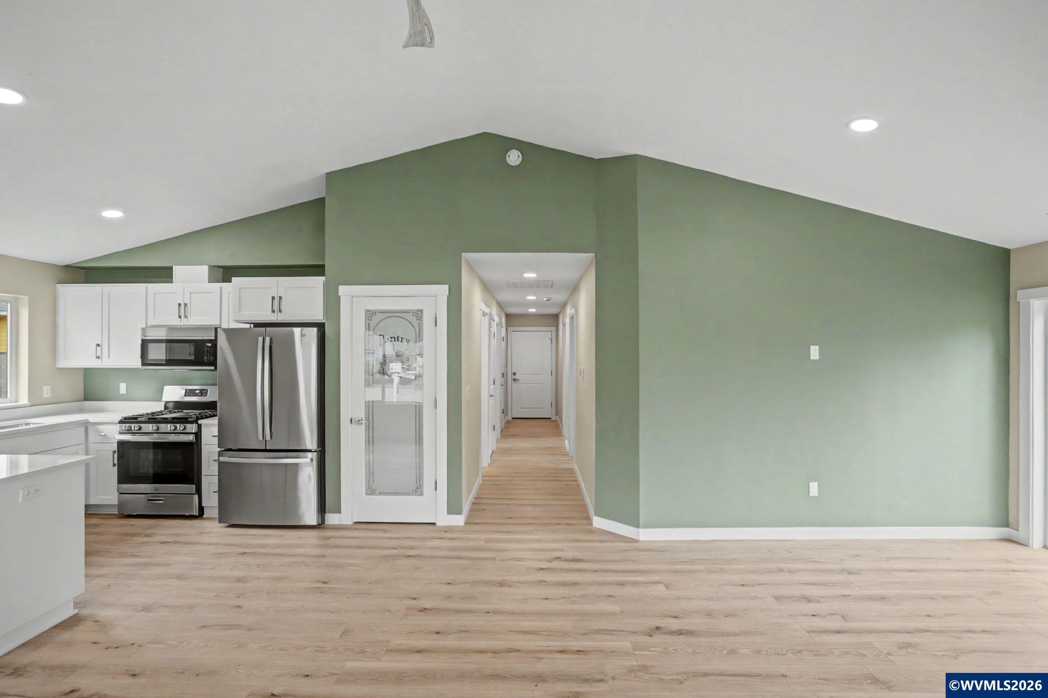 7425 5th Street Turner, OR 97392 - Photo 14 of 49
