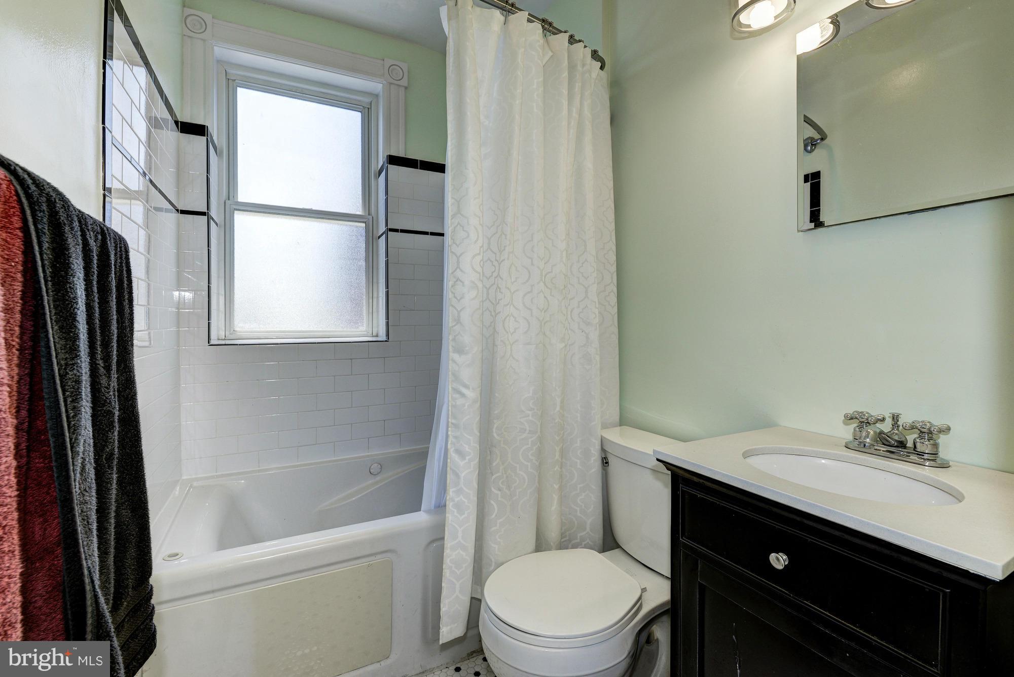 1617 A Street Southeast Washington, DC 20003 - Photo 12 of 17 Bath