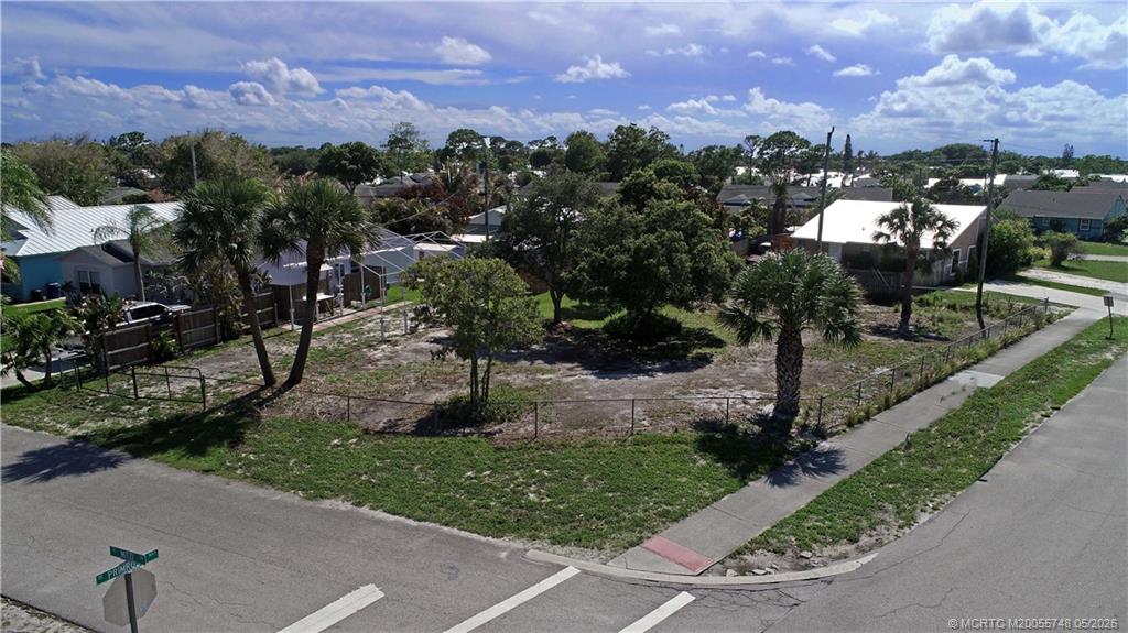 5152 Southeast Primrose Way Stuart, FL 34997 - Photo 10 of 13 a view of a backyard