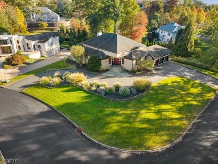 $1,399,000 | 1 Timber Rock Court, Cedar Grove, NJ 07009