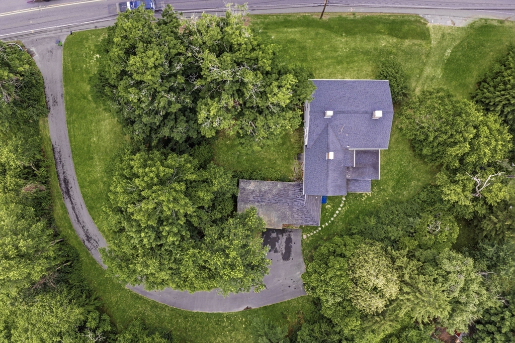 392 Greenfield Road Deerfield, MA 01342 - Photo 2 of 42