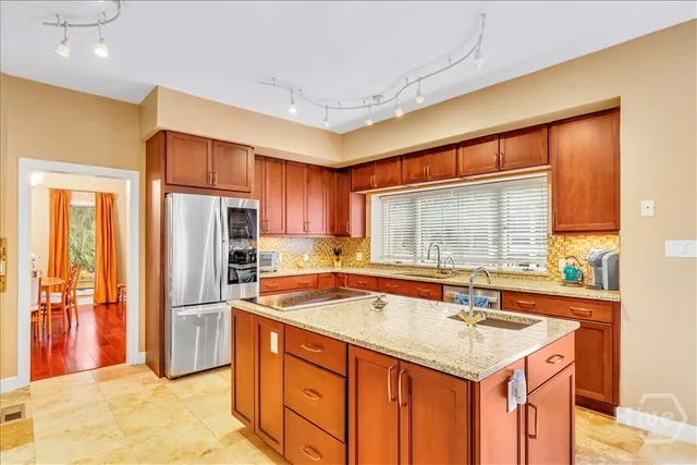 $825,000 | 21 Vista Point Drive, Savannah, GA 31406