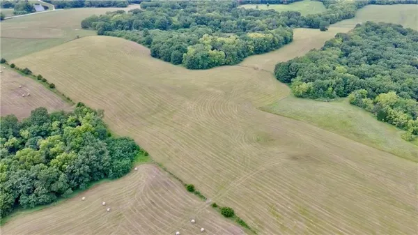 $450,000 | 0 195th Street, Easton, KS 66020