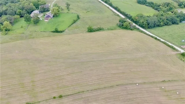 $465,000 | 0 195th Street, Easton, KS 66020