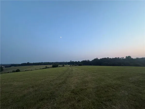 $450,000 | 0 195th Street, Easton, KS 66020