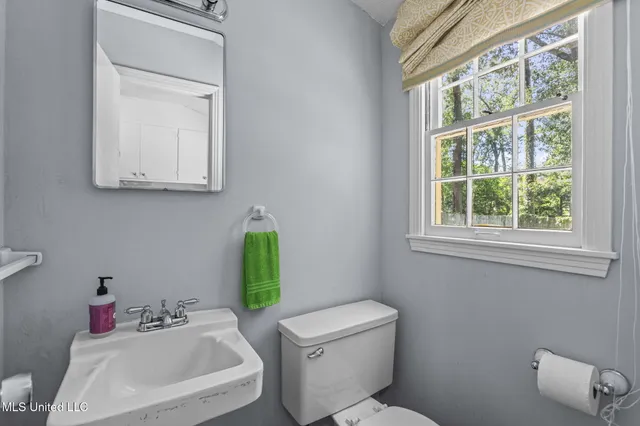 $239,000 | 5235 Hialeah Drive, Jackson, MS 39211