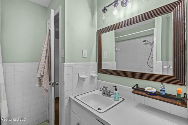 $239,000 | 5235 Hialeah Drive, Jackson, MS 39211