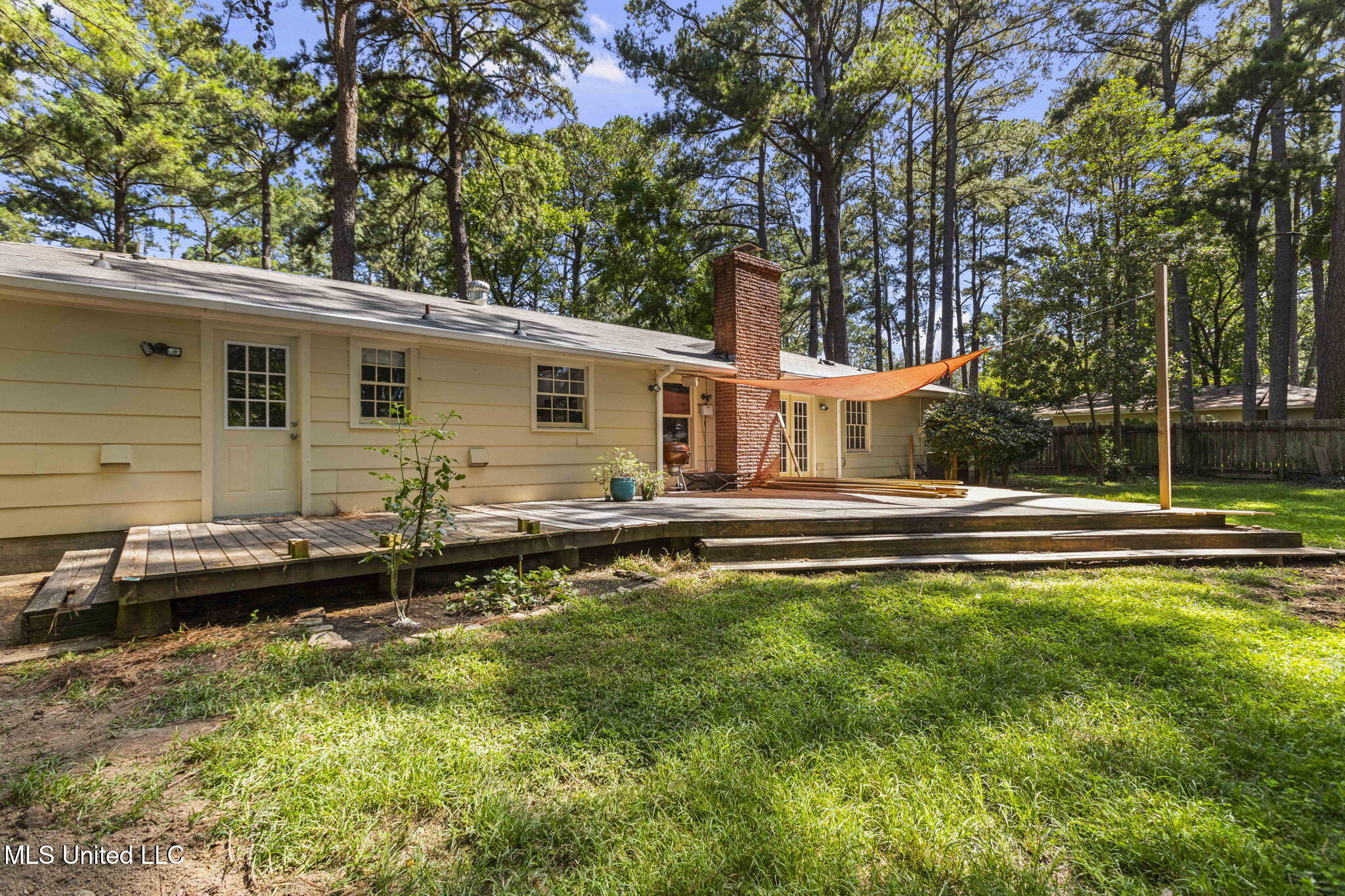 5235 Hialeah Drive Jackson, MS 39211 - Photo 35 of 42 39-web-or-mls-5235 Hialeah-39