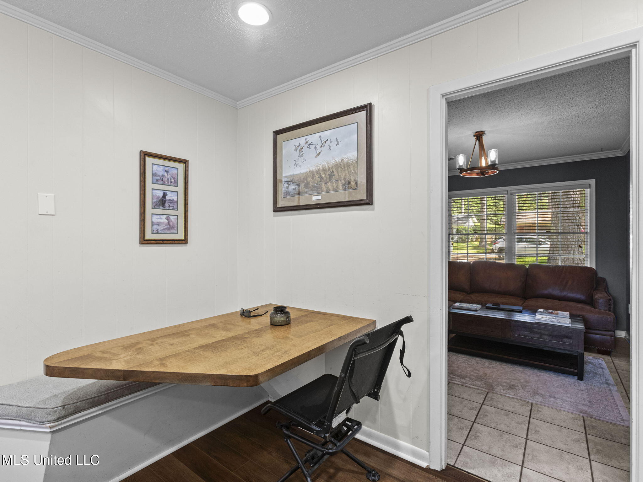 5235 Hialeah Drive Jackson, MS 39211 - Photo 10 of 42 12-web-or-mls-5235 Hialeah-12