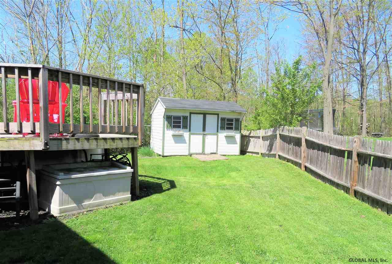 25 Abby Road Colonie, NY 12110 - Photo 21 of 23 Photo 21