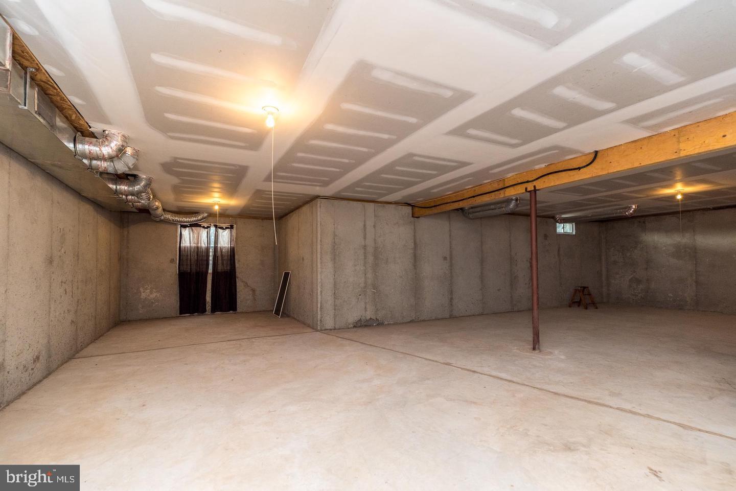 1082 Huntington Road Quakertown, PA 18951 - Photo 2 of 5 full unfinished basement, use AI to remove items