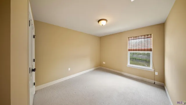 $2,400 | 13819 Stone Gate Drive, Baton Rouge, LA 70816