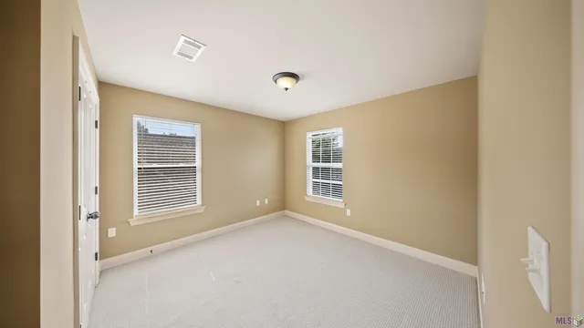 $2,400 | 13819 Stone Gate Drive, Baton Rouge, LA 70816