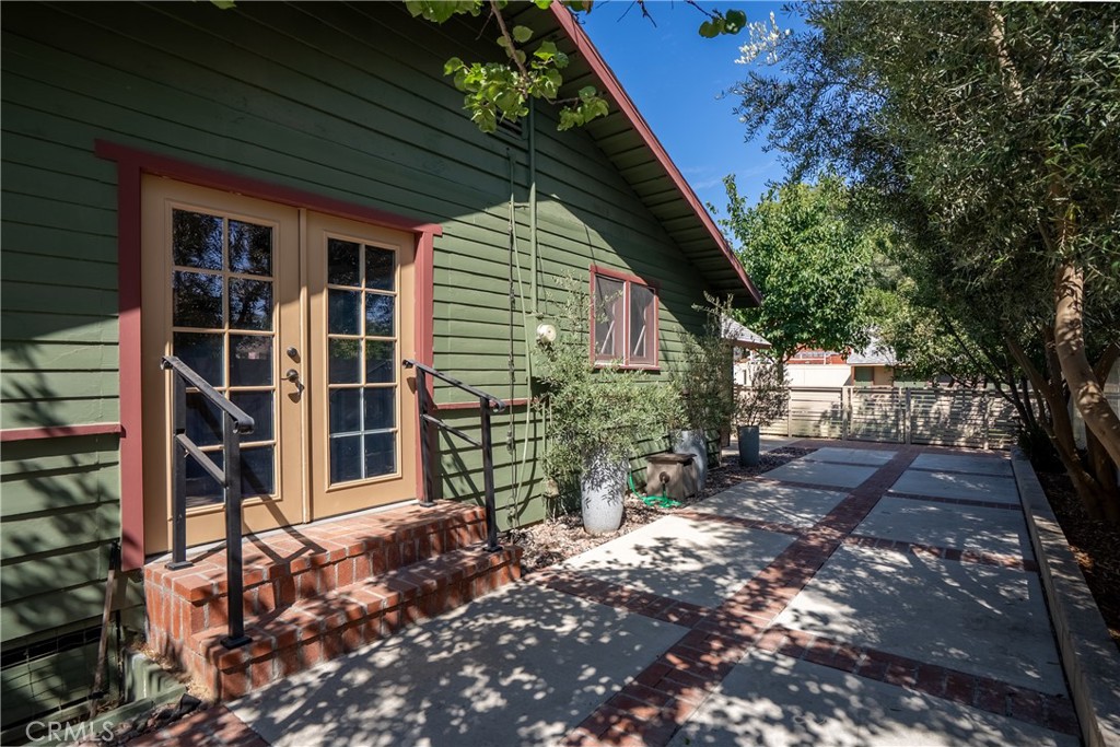 2988 Brockton Avenue Riverside, CA 92501 - Photo 22 of 23